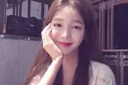 千万网红大蓝被爆转私域复出割韭菜