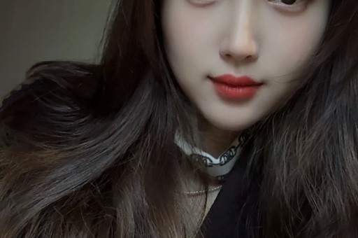 斗鱼女主播忘关摄像头私密画面流出！虚假人设彻底翻车